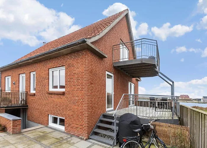70377-ulfborg-skolegade-25-a * Ulfborg